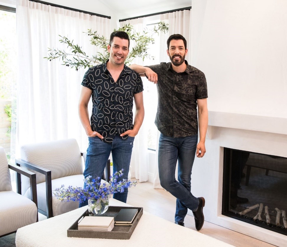 PHOTOS: Drew & Jonathan Scott Get 'Cozy' for New Reveal Cover